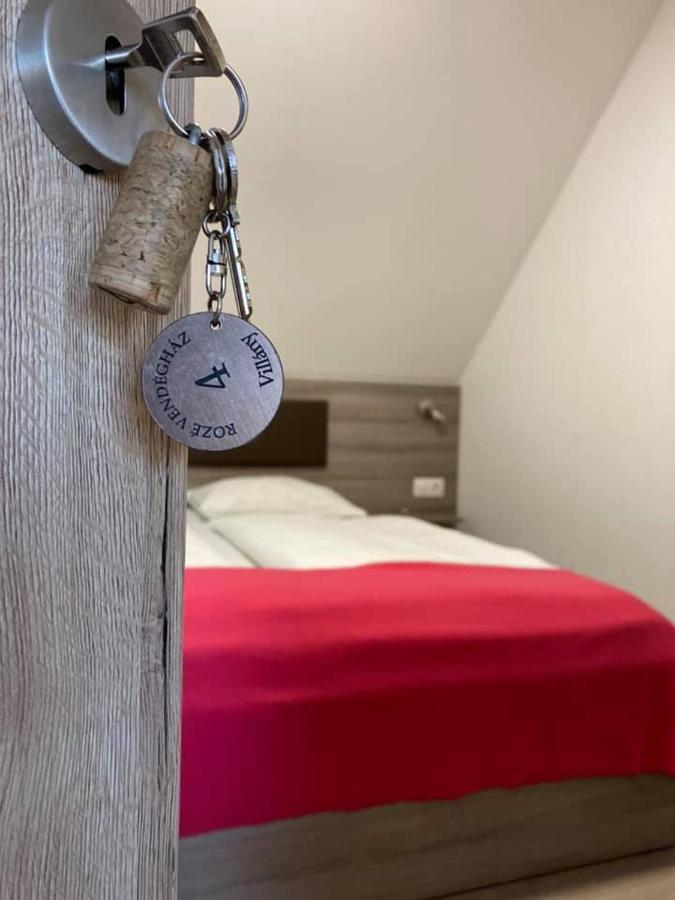 Hotel Roze Vendeghaz Villány Zewnętrze zdjęcie