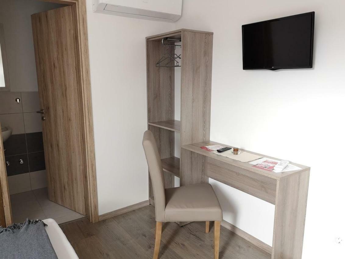 Hotel Roze Vendeghaz Villány Zewnętrze zdjęcie